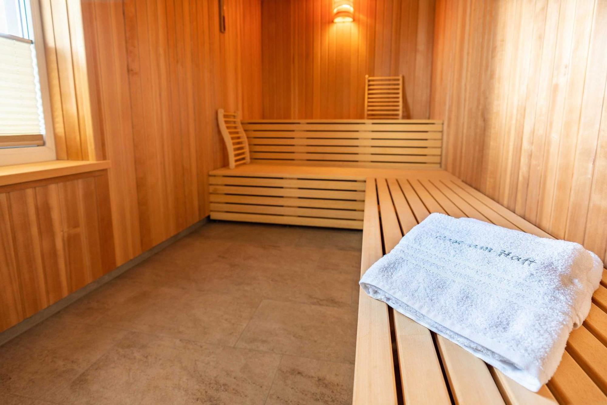 Appartement "Traumzeit" Mit Penthouseflair - Oase Am Haff Garz  Habitación foto